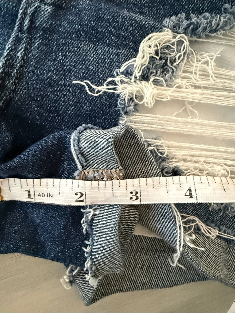 American Eagle Denim Shorts Stretch Distressed Size 4